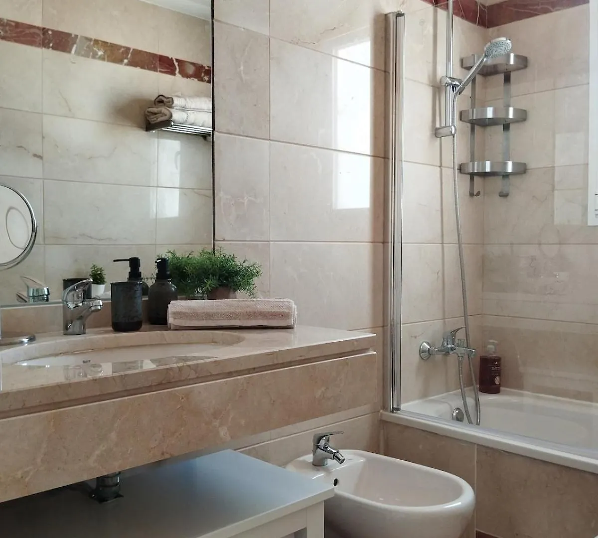 L'Envoutement Andalou, Jacuzzi Privatif Apartment Malaga